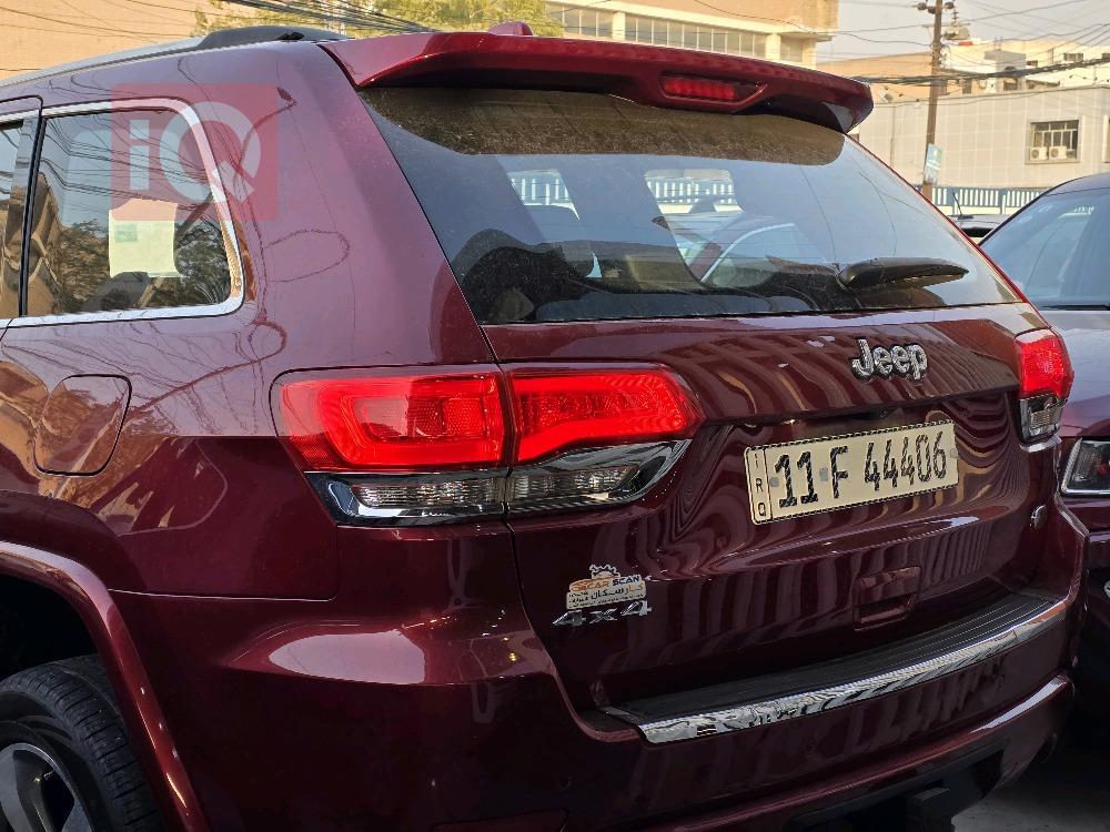 جیپ گراند شیرۆکی